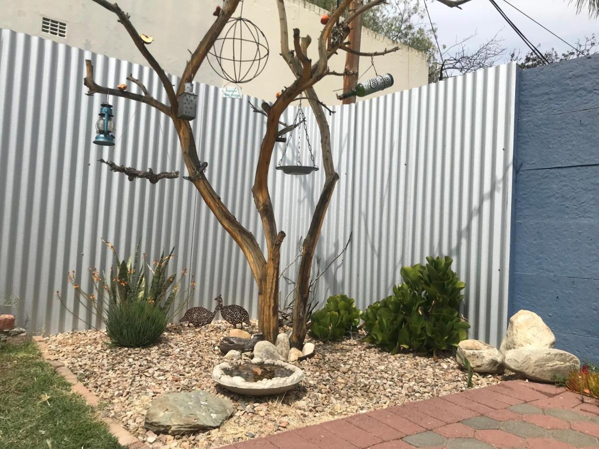 Tuinhuis Oudtshoorn Exteriör bild